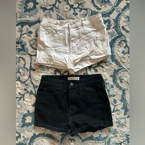 White & black Hollister shorts size 3